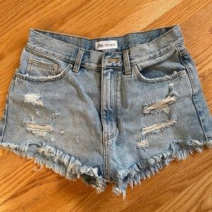 Zara shorts (size 4)